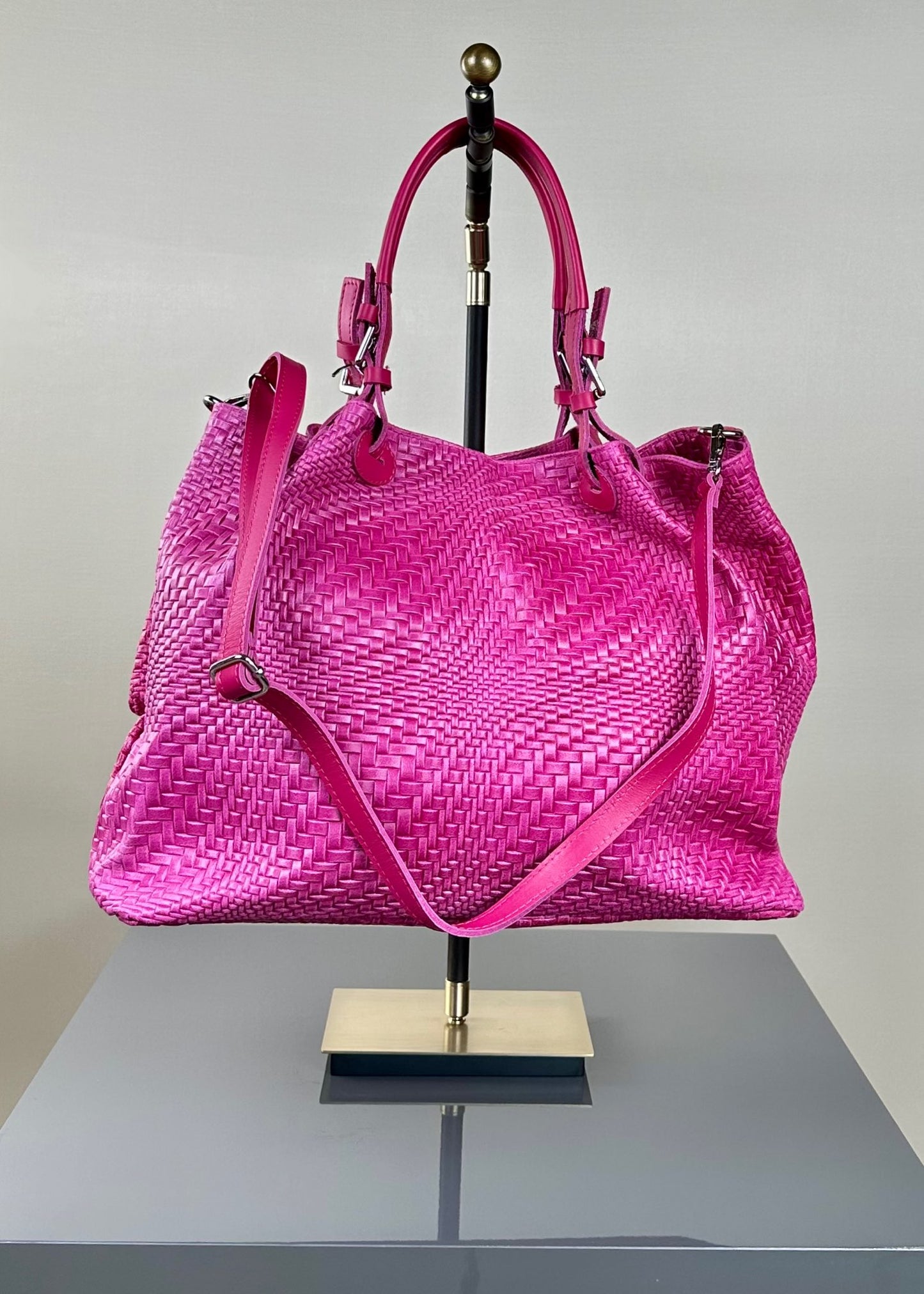 BORSA PELLE INTRECCIATA FUCSIA