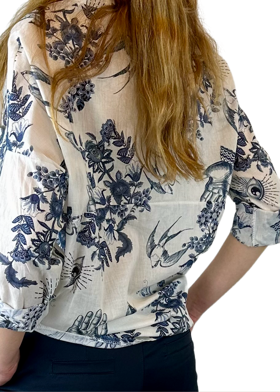 CAMICIA CON STAMPA BLU