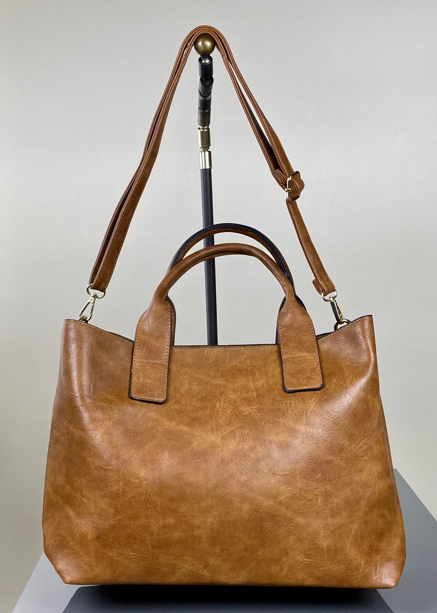 LARGE LEATHER BAG TAN